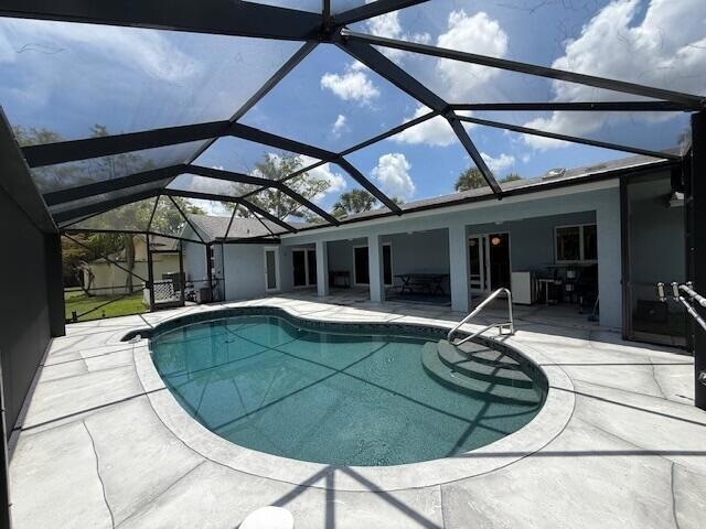 Building Photo - 847 Foresteria Ave