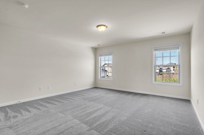 Building Photo - 4BR/3BA Luxury Home with Bonus Room, Screened Porch & Fenced Yard $2,600/mo rent