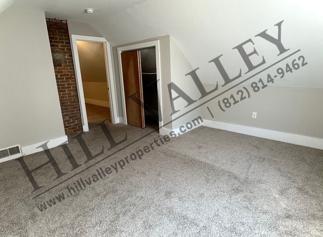 Building Photo - Two Bedroom Home, Close to Downtown/ISU Campus