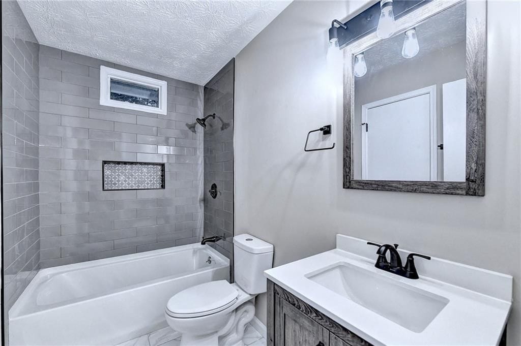 Building Photo - 3372 Cottonwood Ln