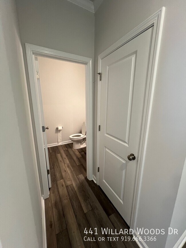 Building Photo - 441 Willard Wds Dr