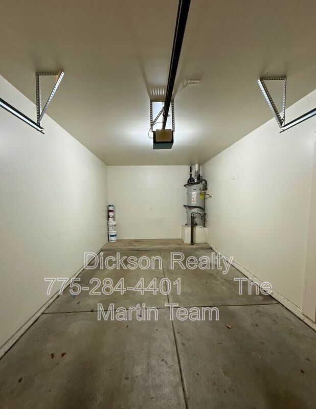 Building Photo - 900 S Meadows Pkwy