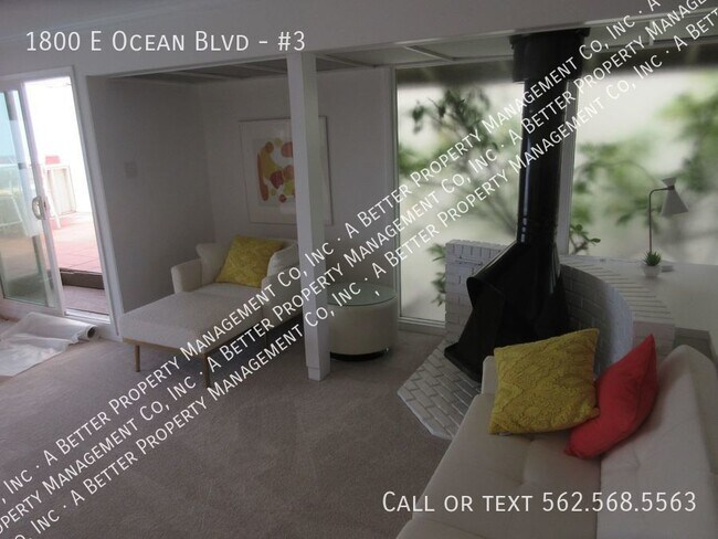 Building Photo - Historic FULLY FURNISHED Mid-Century Moder...