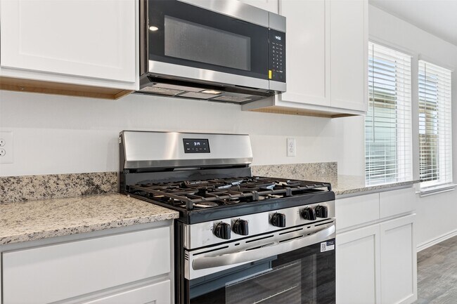 Building Photo - 3710 Marino Mile Dr