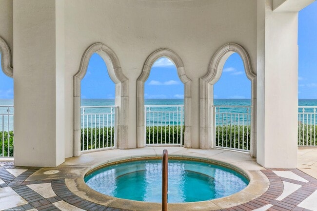 Building Photo - 5310 N Ocean Dr