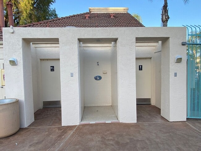 Building Photo - Rancho Villas 2 Bedroom 2.5 Bath