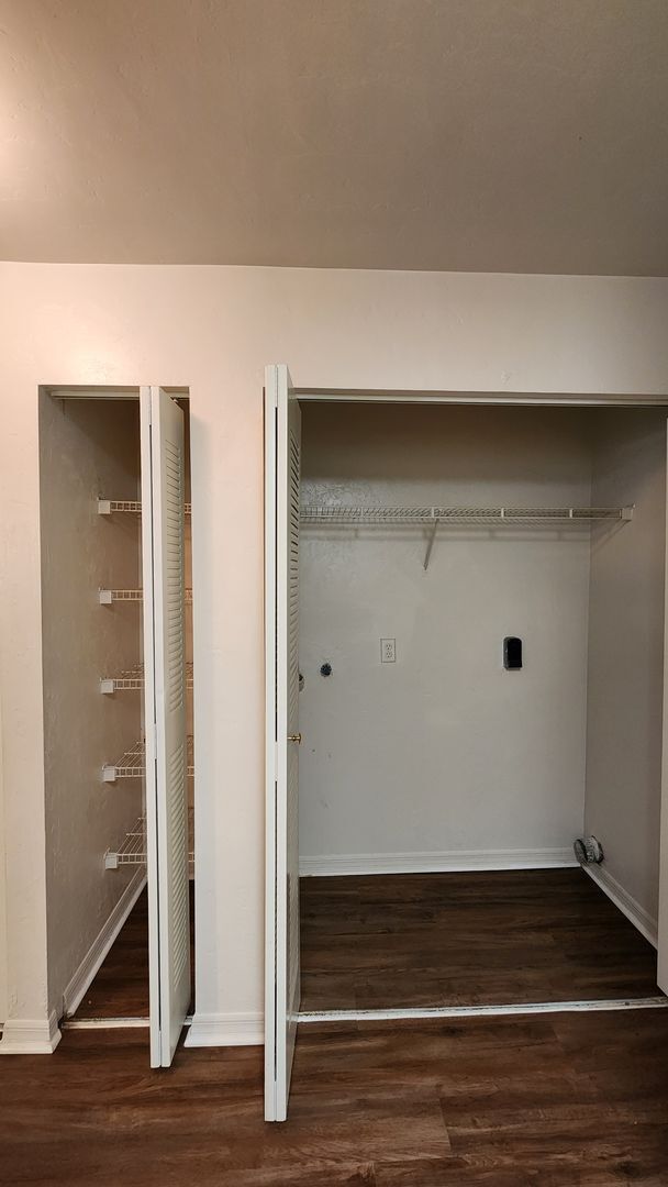 Building Photo - 2/2.5 Townhouse @ Greenleaf