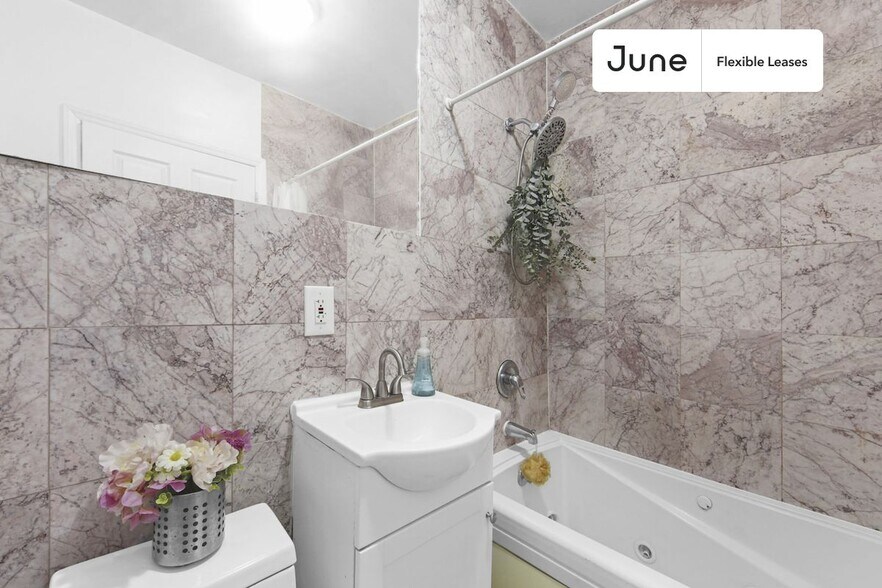 Building Photo - Beautiful Private ROOM in Fort Greene