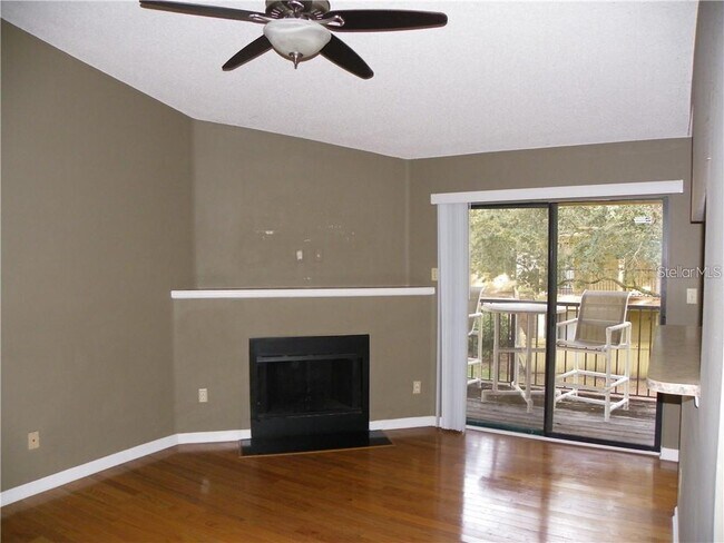 Building Photo - 8722 Mallard Reserve Dr