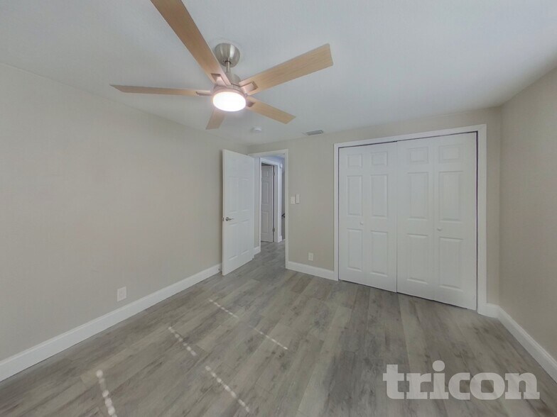 Building Photo - 7394 Norwich Ln