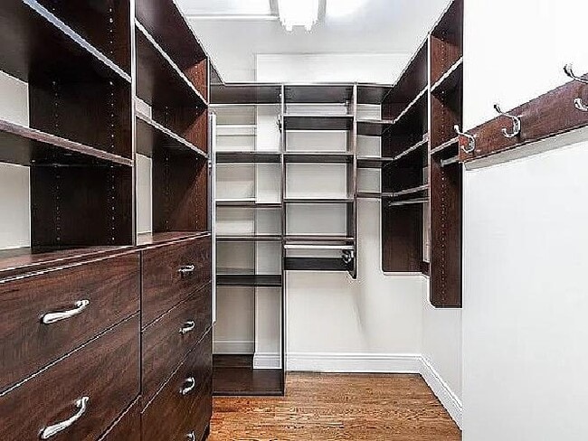 Building Photo - 300 Albany St