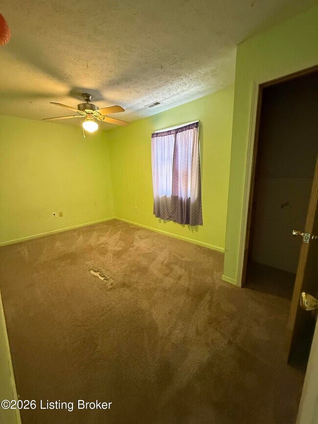 Building Photo - 512 Camden Ave