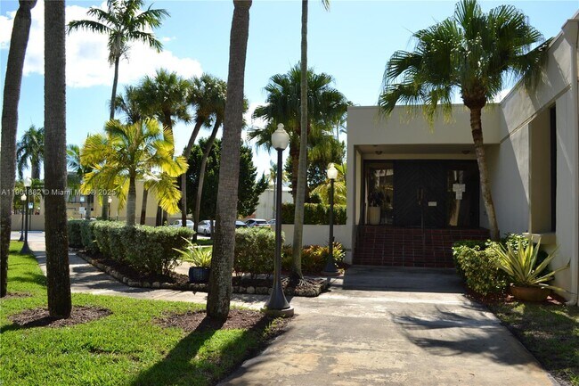 Building Photo - 8045 SW 107th Ave