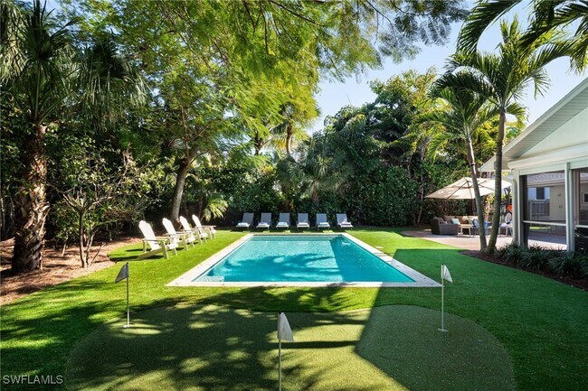 Building Photo - 339 4th Ave N