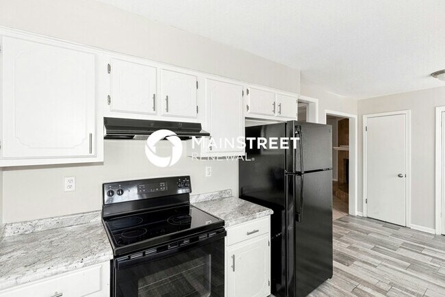 Building Photo - 3 Bedroom Pet-Friendly Home in Memphis, TN with Main Street Renewal