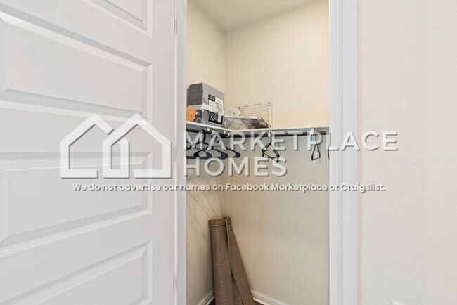 Building Photo - 8016 Hillock Terrace
