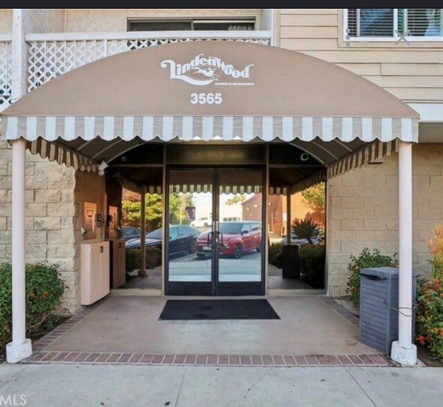 Building Photo - 3565 Linden Ave