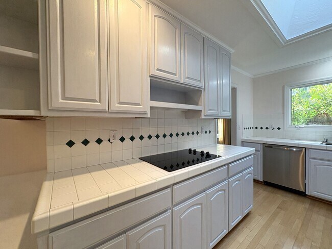 Building Photo - Beautiful Serene 4-Bedroom Home on a Gated...