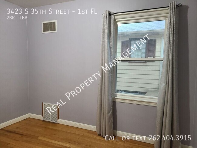 Building Photo - 3423 S 35th St
