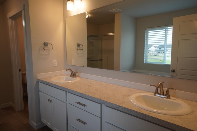 Building Photo - 5051 W Ladle Rapids St