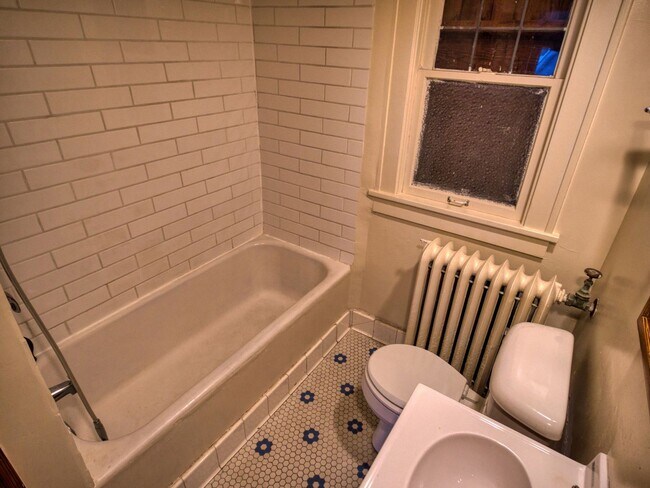 Building Photo - JNF 4932 W. Beloit Rd.