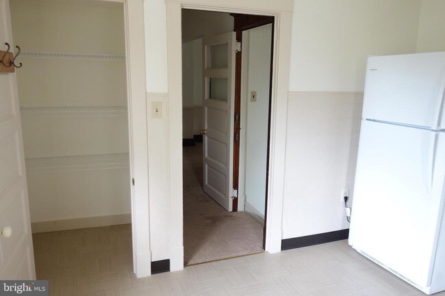 Building Photo - 419 Pennsylvania Ave