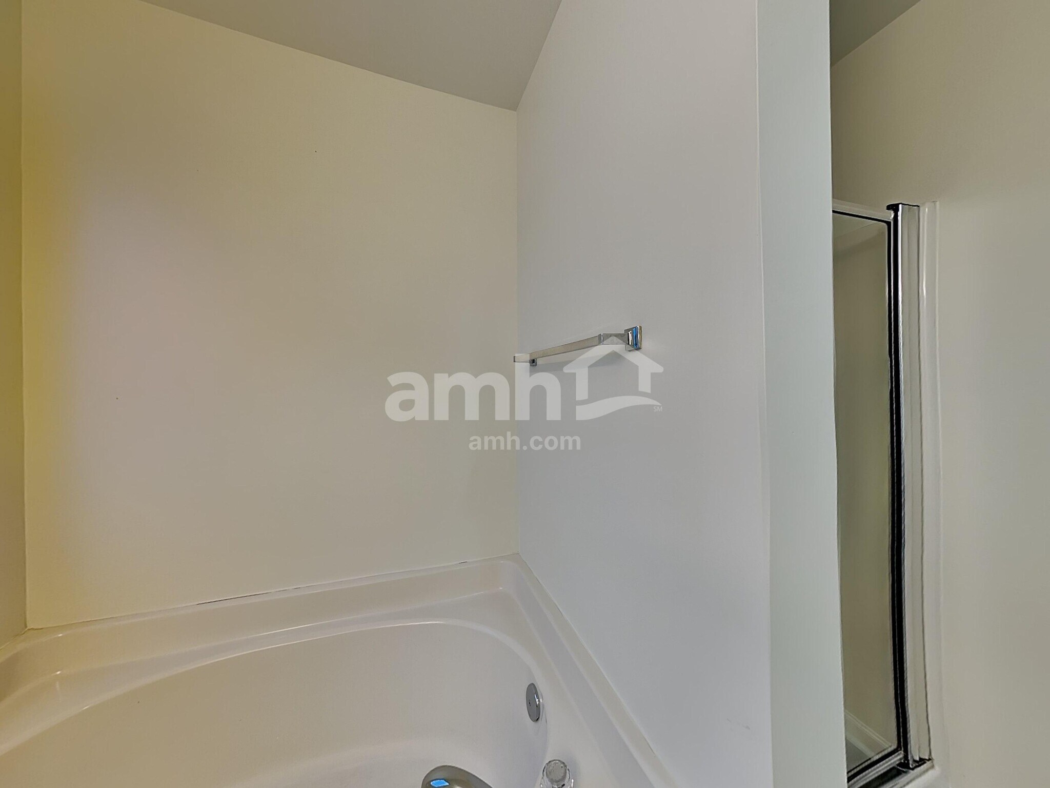 Building Photo - 5 Silverbrook Ct