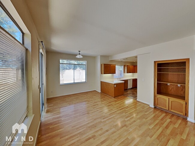 Building Photo - 5053 Moccasin Way