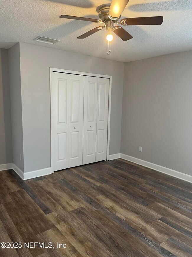 Building Photo - 142 Jackrabbit Trl