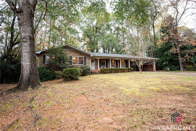 Primary Photo - 270 Segrest Cir