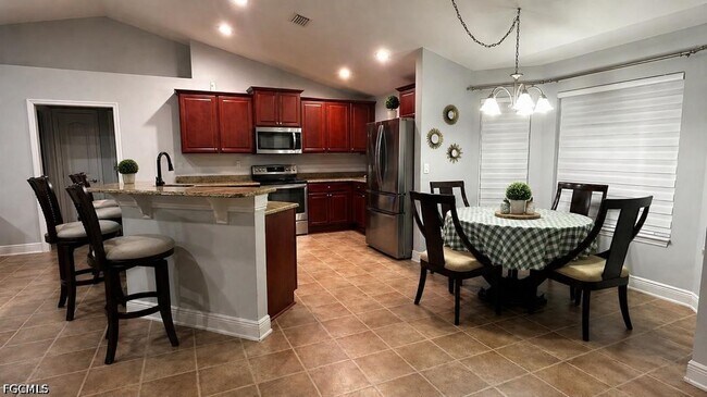 Building Photo - 180 SW Voltair Terrace