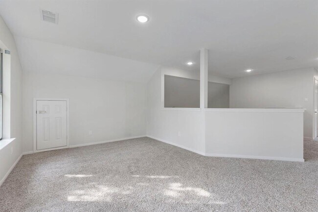 Building Photo - 1815 Moston Dr