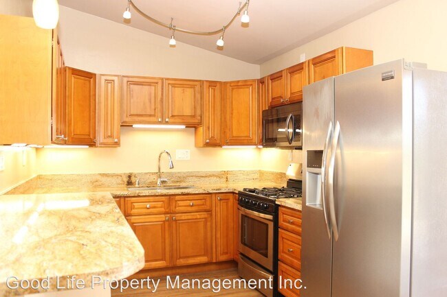 Primary Photo - 3 br, 1 bath House - 3172 Idlewild Way