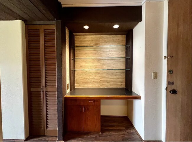 Building Photo - 98-410 Koauka Loop #3E