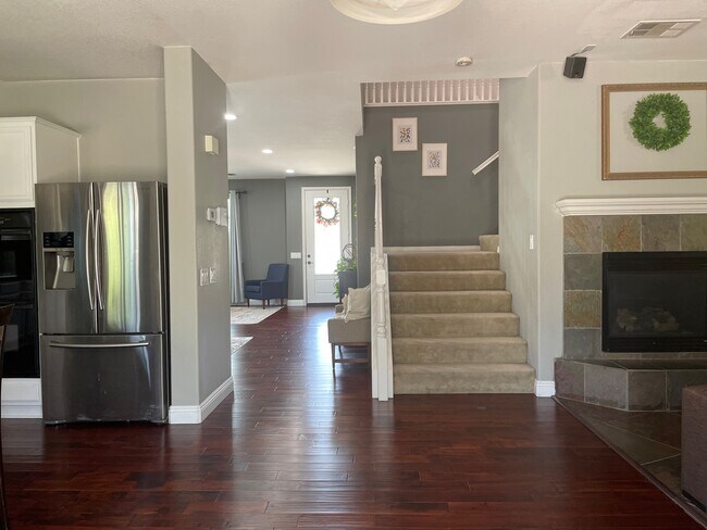 Building Photo - 7413 Tioga Ln