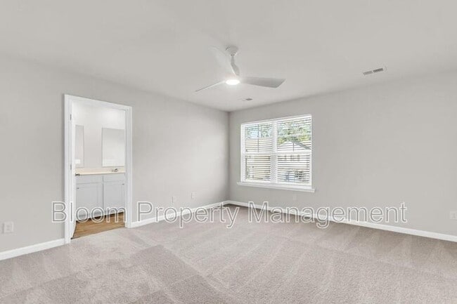 Building Photo - 641 Silver Spruce St