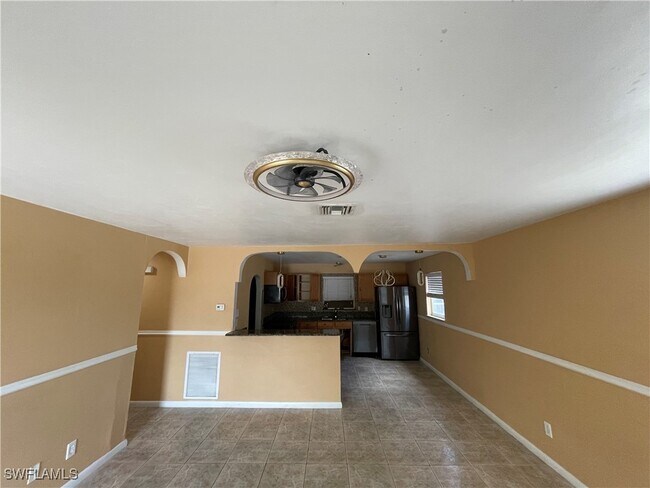 Building Photo - 12064 Sitterley St