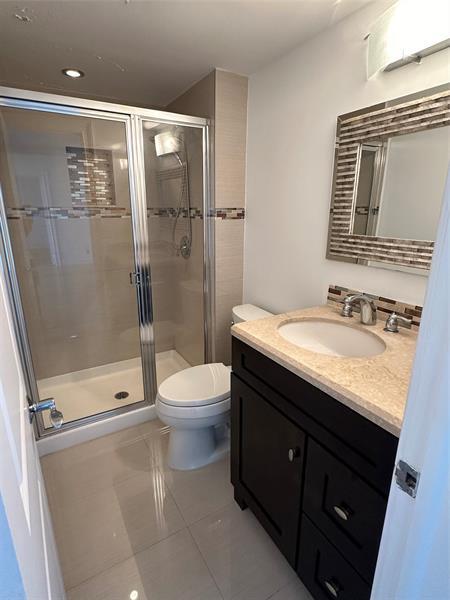 Building Photo - 1900 S Ocean Blvd