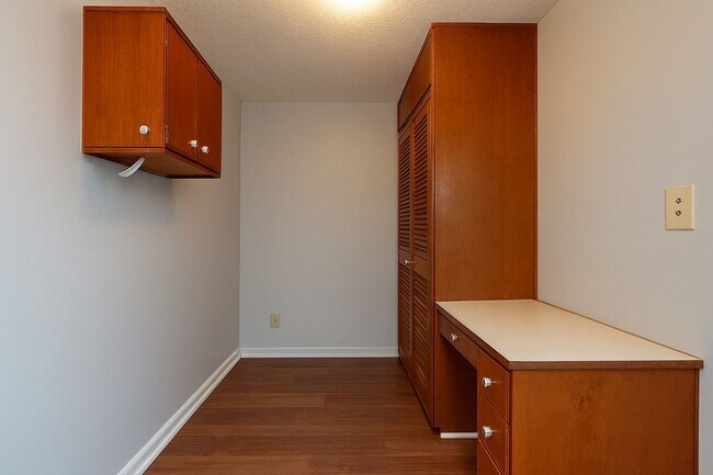 Building Photo - 1806 Heatherton Dr