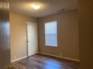 Building Photo - 4211 Falcon Dr