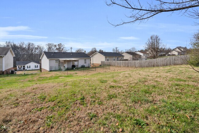 Building Photo - 261 Audrea Ln