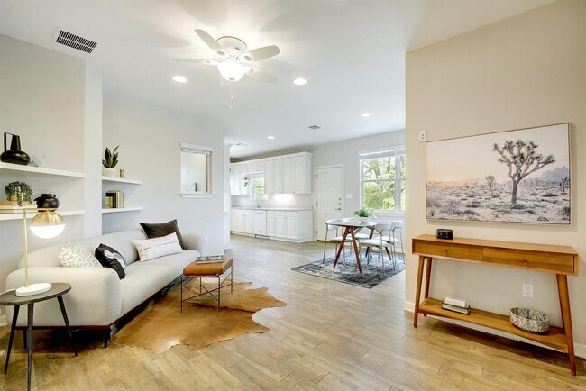 Building Photo - 2330 Westforest Dr