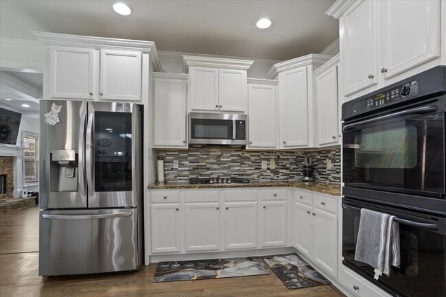 Building Photo - 265 Lily Cove Dr