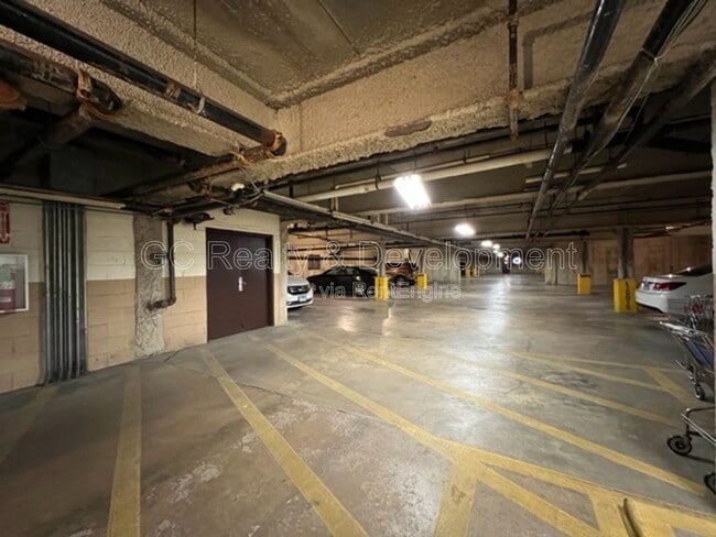 Building Photo - 950 E Wilmette Rd