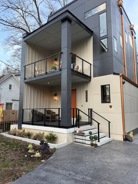 Building Photo - 1073 Hemphill Ave NW