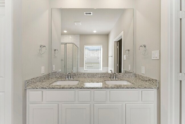 Building Photo - 421 Soapberry Tree Ct