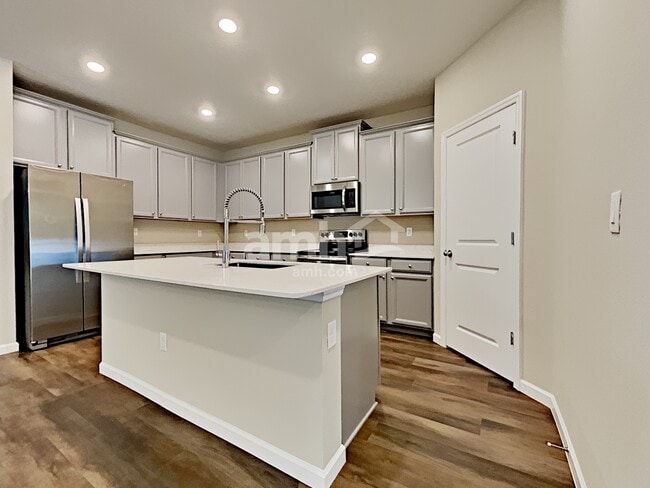 Building Photo - 285 Stone Arbor Lane