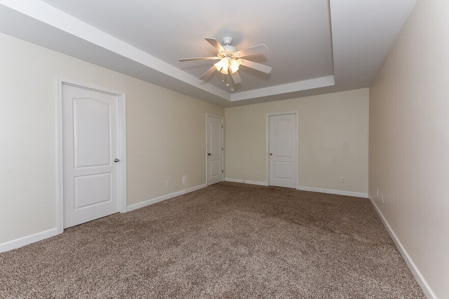 Building Photo - 8002 Starling Ct