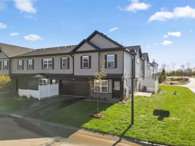 Building Photo - 5291 Long Pointe Pass