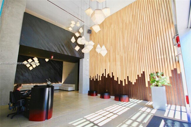 Building Photo - 151 SE 1st St